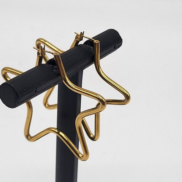 VTG Monet Star Gold Tone Hoop Earrings 2" - Picture 7 of 9